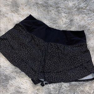 Stylish Black Patterned Women's Shorts